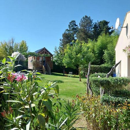 Le Petit Radieux Gémozac Exterior foto